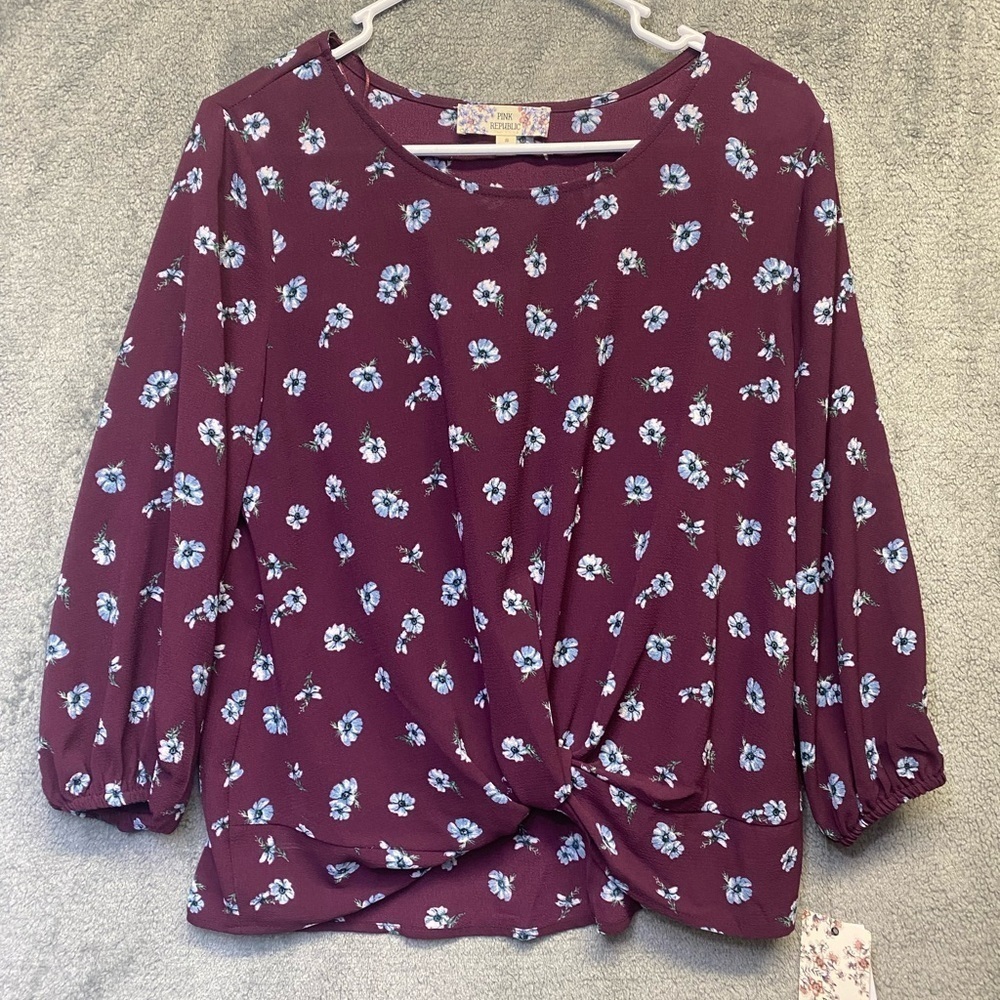 Pink Republic Plum Floral Knot Front Blouse - women’s size small